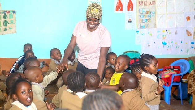 Sabrina Simader hilft bei Charity-Projekten in Kenia.