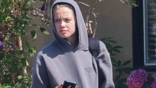 Shiloh Jolie hat ihre Sachen gepackt und ist bei Mama Angelina Jolie ausgezogen.