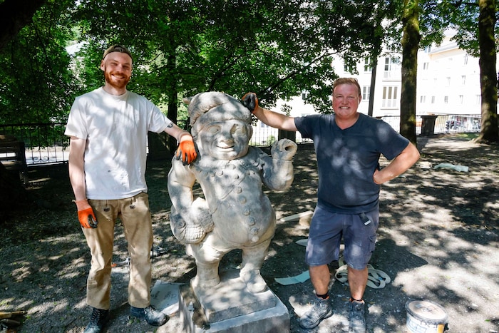 Stefan Wallinger (r.) und Oskar Burger sind zufrieden mit der Wiederaufstellung.