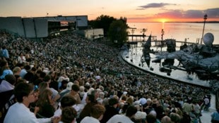 Die Aufführungen gehen jeden Abend vor rund 7000 Besuchern über die Bühne. 