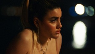 Newcomerin Malou Khebizi spielt das französische Mädchen Liane in „Wilder Diamant“.