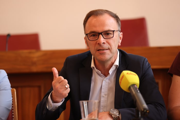 Stadtchef Auinger fordert endlich klare Regeln in der StVO.