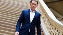 In der Umfrage-Affäre rund um den Ex-Kanzler gibt es Bewegung.