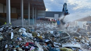 Die Einsatzkräfte brachten das Feuer rasch unter Kontrolle.