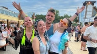 Nina K. reiste mit Freunden zum Tomorrowland-Festival und berichtet von den Schock-Momenten rund ...