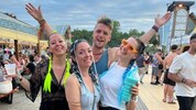 Nina K. reiste mit Freunden zum Tomorrowland-Festival und berichtet von den Schock-Momenten rund ...