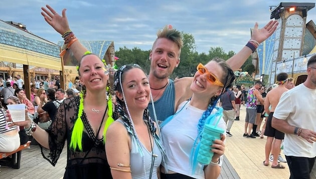 Nina K. reiste mit Freunden zum Tomorrowland-Festival und berichtet von den Schock-Momenten rund ...