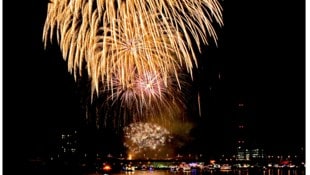 Bei der Rheinkirmes in Düsseldorf hat sich am Freitagabend ein Unfall ereignet: Mindestens ein ...