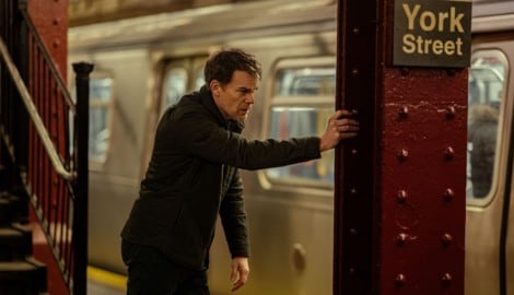 Dexter zieht in der neuen Staffel nach New York und kämpft mit den Folgen seiner Verletzung.