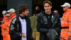 Kimi Antonelli (links) und George Russell wollen in Baku eigentlich aufzeigen.