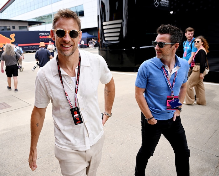Jenson Button (li.)