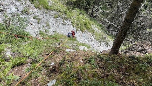 Während ein 70-Jähriger am Hohen Sonnblick schwer verletzt wurde, konnte die Bergrettung in ...