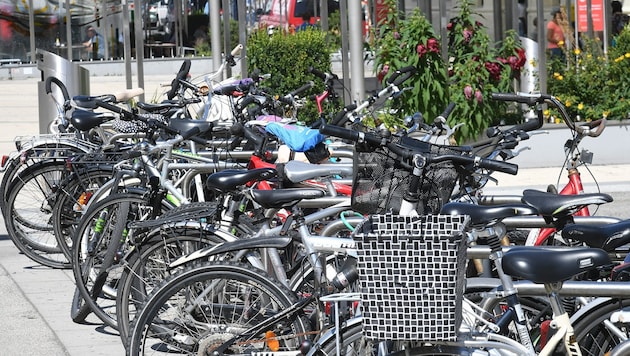 Viele Fahrräder, aber nicht überall gute Geschäfte: Kleinere Händler geraten zunehmend unter ...