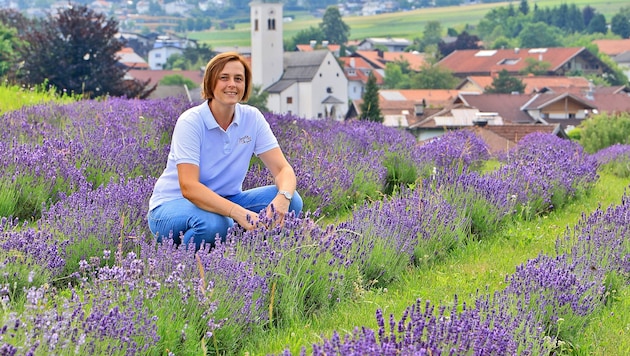 Nicht nur der Lavendel blüht gerade auf Sandra Leitners Feldern.