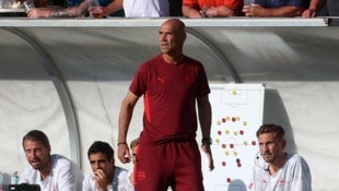 Red Bull Salzburgs Trainer Thomas Letsch. 