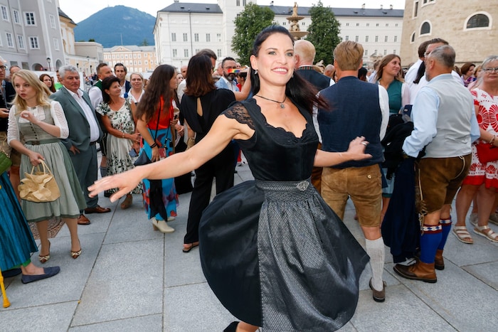 Dancing Star Conny Kreuter posierte gekonnt für die zahlreichen Fotografen
