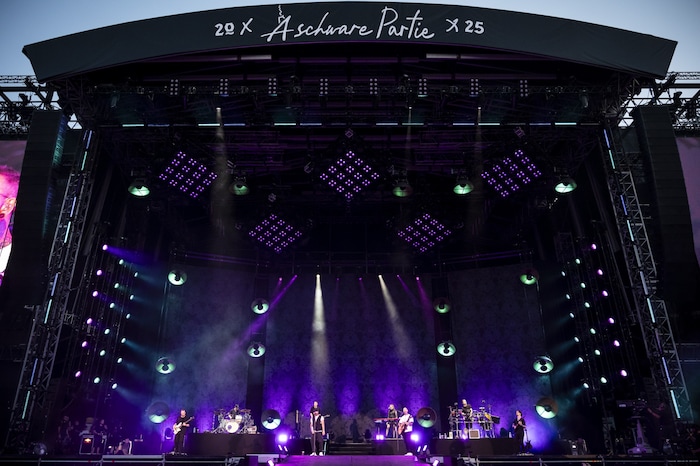 Seiler, Speer und ihre Band, die Meli-Combo spielte Samstagabend das größte Konzert ihrer ...