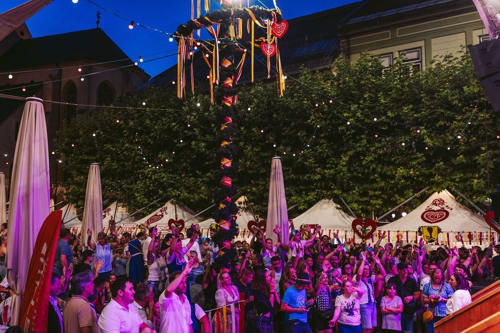 In der Kirchtagswoche wird Tag und Nacht gefeiert.