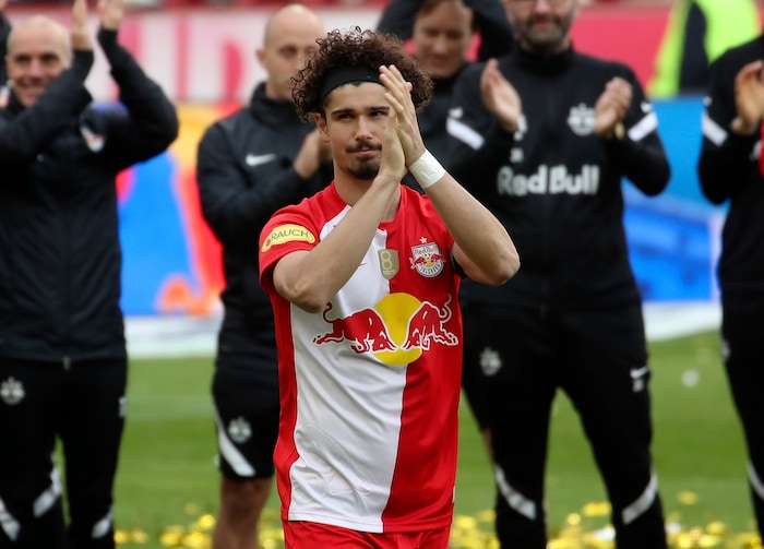 Andre Ramalho.