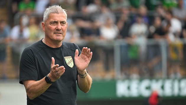 Mit dem Auftritt gegen Augsburg konnte Lustenau-Coach Markus Mader zufrieden sein.