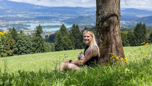 Kathi Truppe auf ihrem elterlichen Hof in Altfinkenstein.