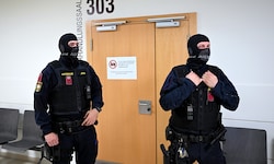 Dem 15-Jährigen wurden zwei Monate und zwölf Tage „erlassen“. Reguläres Strafende wäre Anfang ...