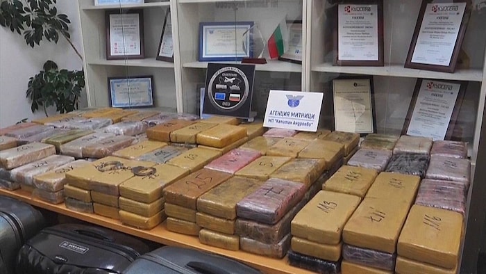Die bulgarischen Behörden haben an der Grenze zur Türkei eine Rekordmenge von 206 Kilogramm ...