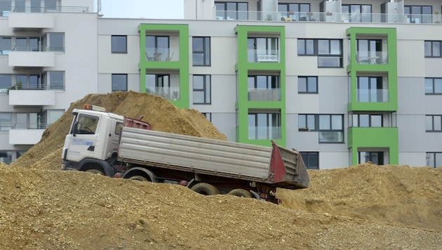 Viele Mieterinnen und Mieter haben laut der Arbeiterkammer Angst, dass ihre Verträge nicht ...