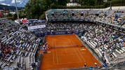 Die Fans mussten gestern geduldig sein.