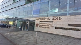 Der 18-Jährige sitzt in der Justizanstalt Leoben in Haft.