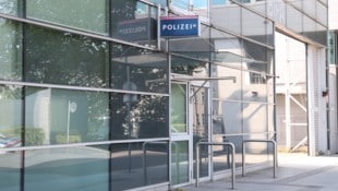 Der Verdächtige soll sich freiwillig bei der Polizeiwache am Linzer Hauptbahnhof gestellt ...