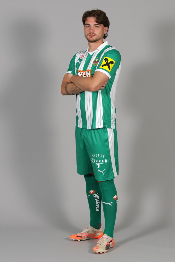 „Weixi“ ist stolz, Rapids Farben zu tragen.