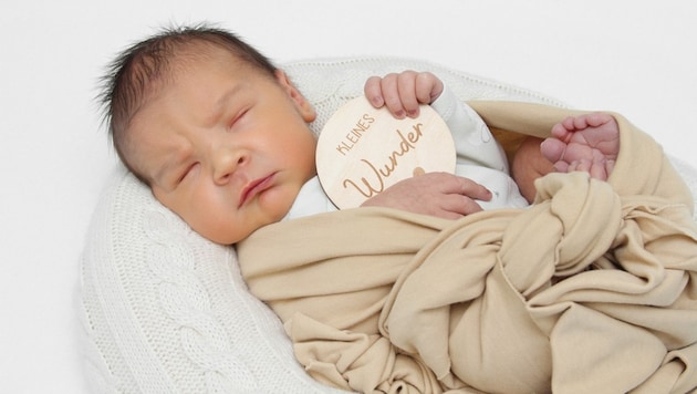 Bei solch süßen Babyfotos geht jedes Herz auf!