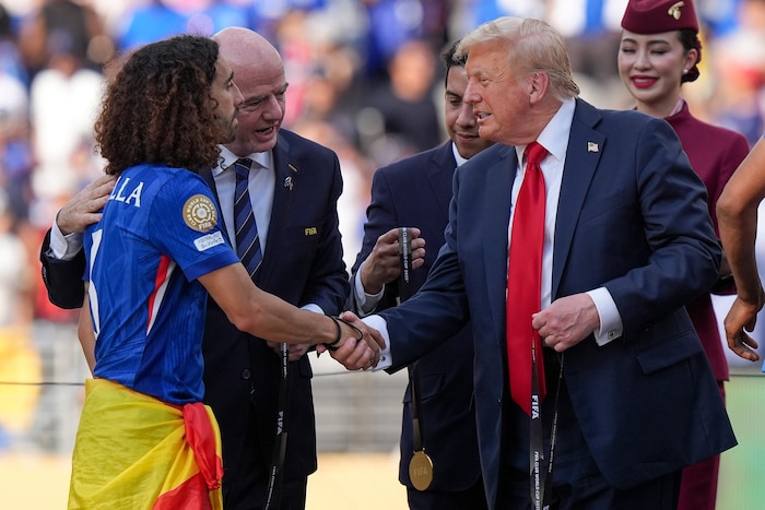 Marc Cucurella und US-Präsident Donald Trump