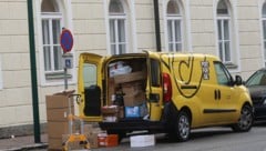 Ein Postbeamter wurde in der Römerstraße von einem E-Scooter erfasst (Symbolbild). 