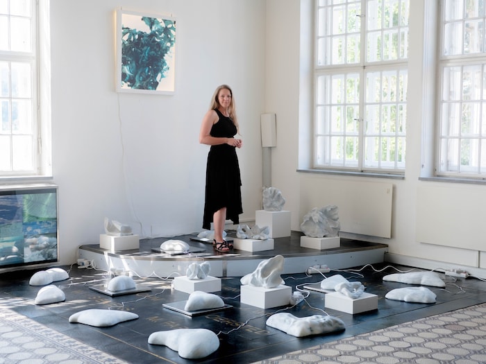 Die Ausstellung der Serie Wasser.Licht.Luft.Kraft. von Romana Egartner im Kelag Schau-Kraftwerk ...