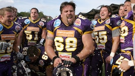 Die Nummer 68 der Vienna Vikings: Roman Seybold hatte schon oft Grund zum Jubeln, hier etwa 2007 ...