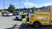 Pannenfahrer Bernhard Angerbauer knackte das Türschloss.