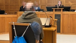 Der Angeklagte vor Gericht.