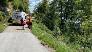 Zahlreiche Einsatzkräfte eilten der Frau zur Hilfe.