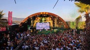 Dort wo im Sommer unter anderem die Glueboys für ausgelassene Partystimmung sorgten, haben auch ...