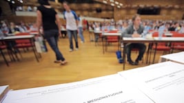 Forscher empfehlen, Prüfungen oder Auswahlgespräche möglichst auf den späten Vormittag zu legen ...