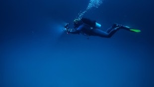 Unterwassernavigation für Taucher beschränkt sich bisher vorrangig auf die Orientierung an ...