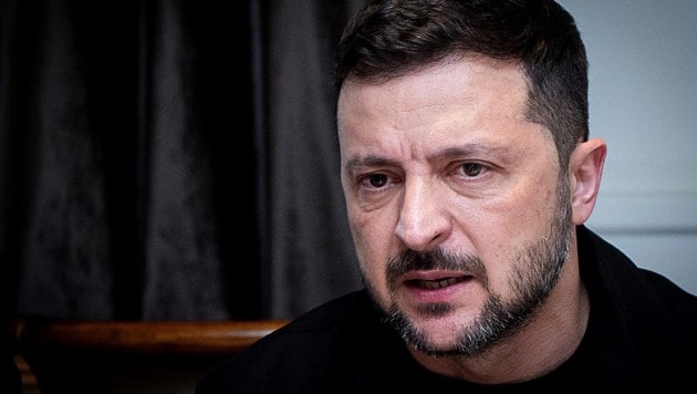 Der ukrainische Staatschef Wolodymyr Selensky will eigenen Worten zufolge die ...