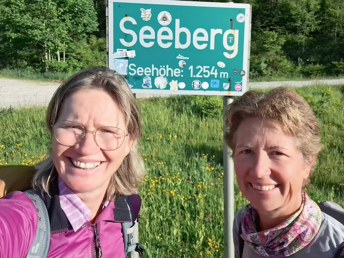 Der Seebergsattel ist heutiger Ausgangspunkt für Elisabeth Zienitzer (li.) und Silvia Sarcletti.