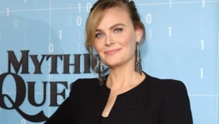 Emily Deschanel spricht über sexuelle Übergriffe eines Kollegen am Set.