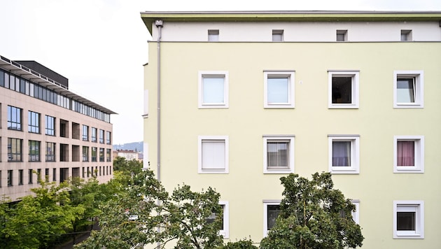 Die Wohnungen in der Khevenhüller- und Grünauerstraße wurden umfassend erneuert. Danach schossen ...