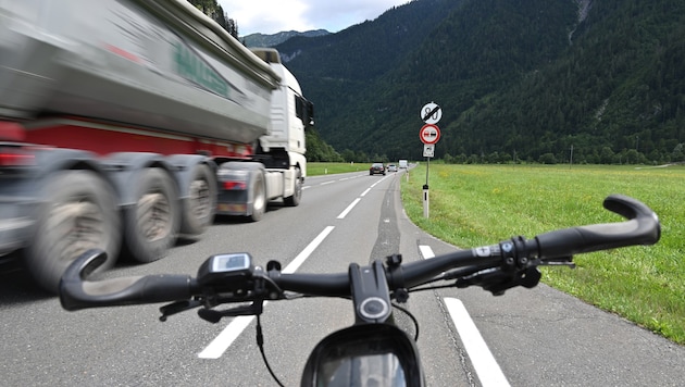 Auf einer Strecke von vier Kilometern müssen Radler auf die B 311 ausweichen.
