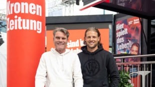 Hannes Rauch, Präsident des FC Wacker Innsbruck, und Sebastian Siller, Trainer des FC Wacker ...