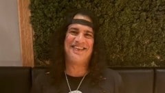 Der bekannte Gitarrist Slash hat mit seiner Band Guns N‘ Roses seinen 60. Geburtstag in Wien ...
